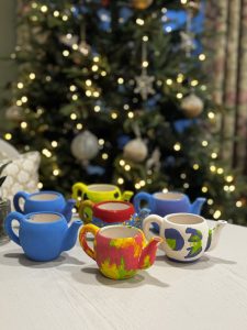 Krafty Ceramics, ceramic parties Westbury, Trowbridge, Warminster, Frome, Bradford-on-Avon, Bristol, Bath, ceramic painting parties, hen do, corporate events, pottery painting party