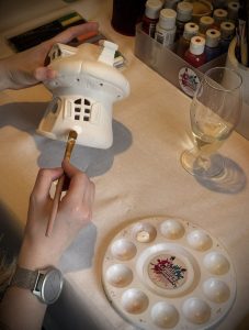 Krafty Ceramics, ceramic parties Westbury, Trowbridge, Warminster, Frome, Bradford-on-Avon, Bristol, Bath, ceramic painting parties, hen do, corporate events, pottery painting party