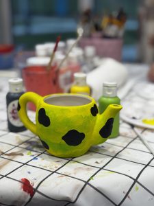 Krafty Ceramics, ceramic parties Westbury, Trowbridge, Warminster, Frome, Bradford-on-Avon, Bristol, Bath, ceramic painting parties, hen do, corporate events, pottery painting party