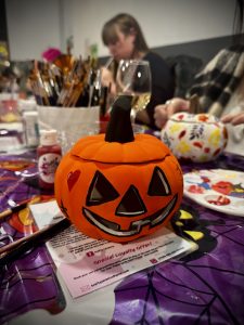 Krafty Ceramics, ceramic parties Westbury, Trowbridge, Warminster, Frome, Bradford-on-Avon, Bristol, Bath, ceramic painting parties, hen do, corporate events, pottery painting party