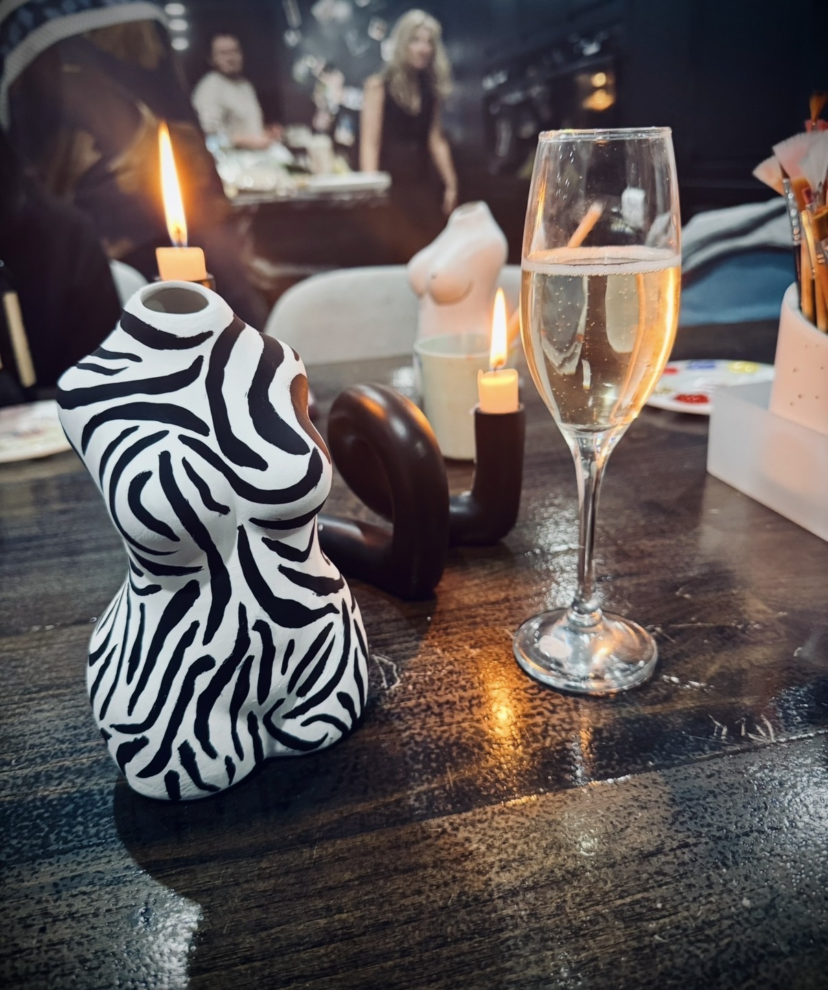 Krafty Ceramics, ceramic parties Westbury, Trowbridge, Warminster, Frome, Bradford-on-Avon, Bristol, Bath, ceramic painting parties, hen do, corporate events, pottery painting party